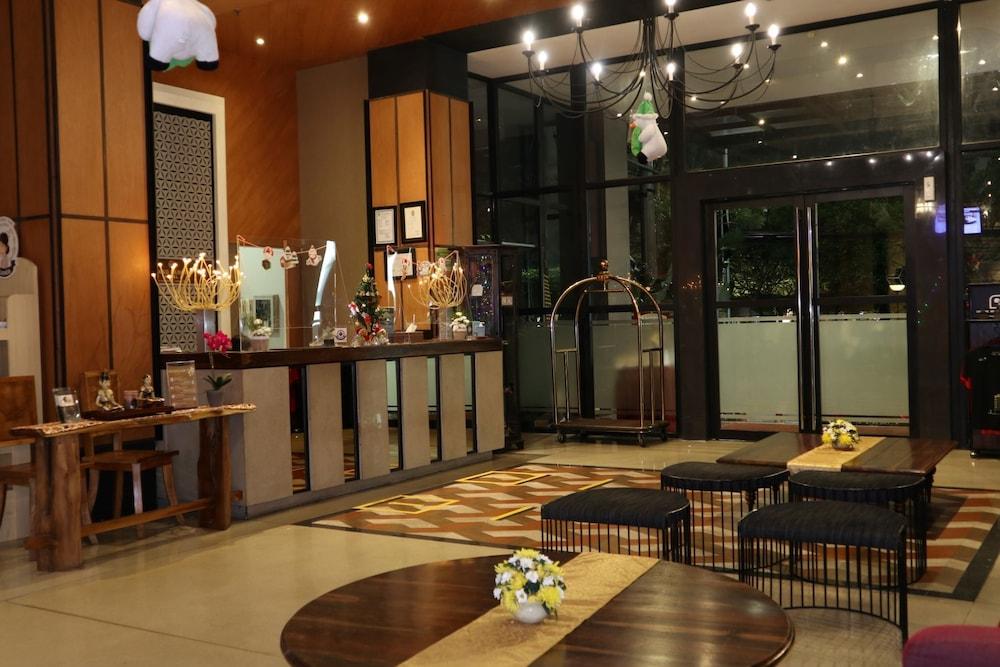 Grand Kangen Hotel Urip Sumoharjo Yogyakarta Eksteriør billede